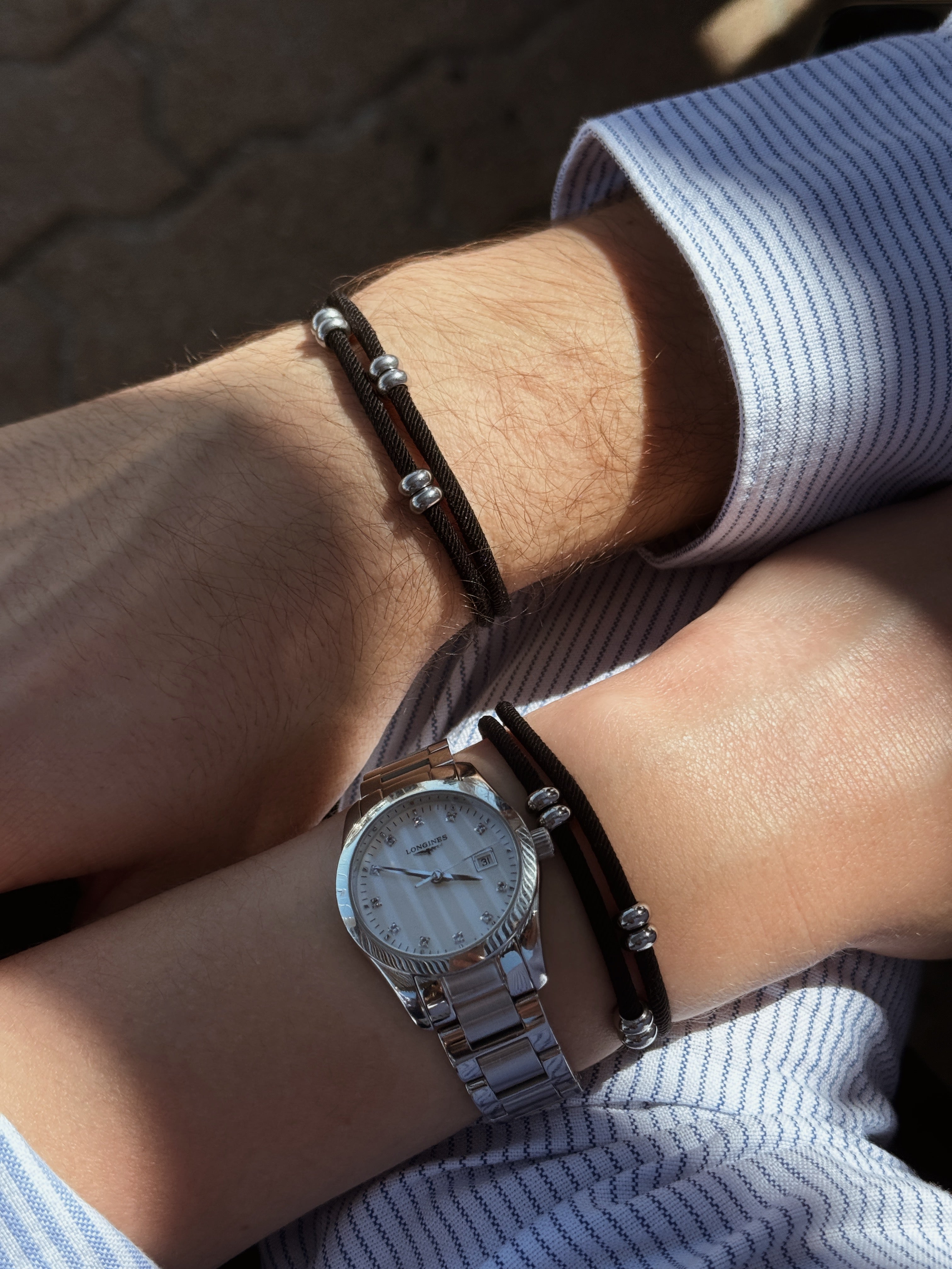duo de bracelets cordons couleur noir de la marque AGALINO, modèle Bliss, couple