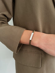 bracelet cordon couleur kaki modèle Essential de la marque AGALINO