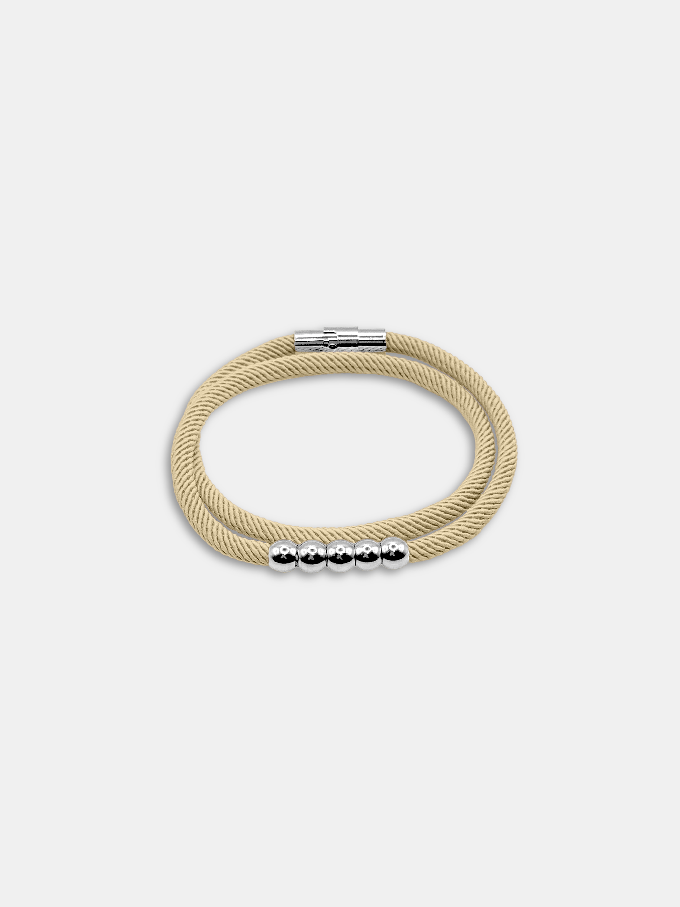 Détail du bracelet cordon Five Beige waterproof - Bijou artisanal AGALINO