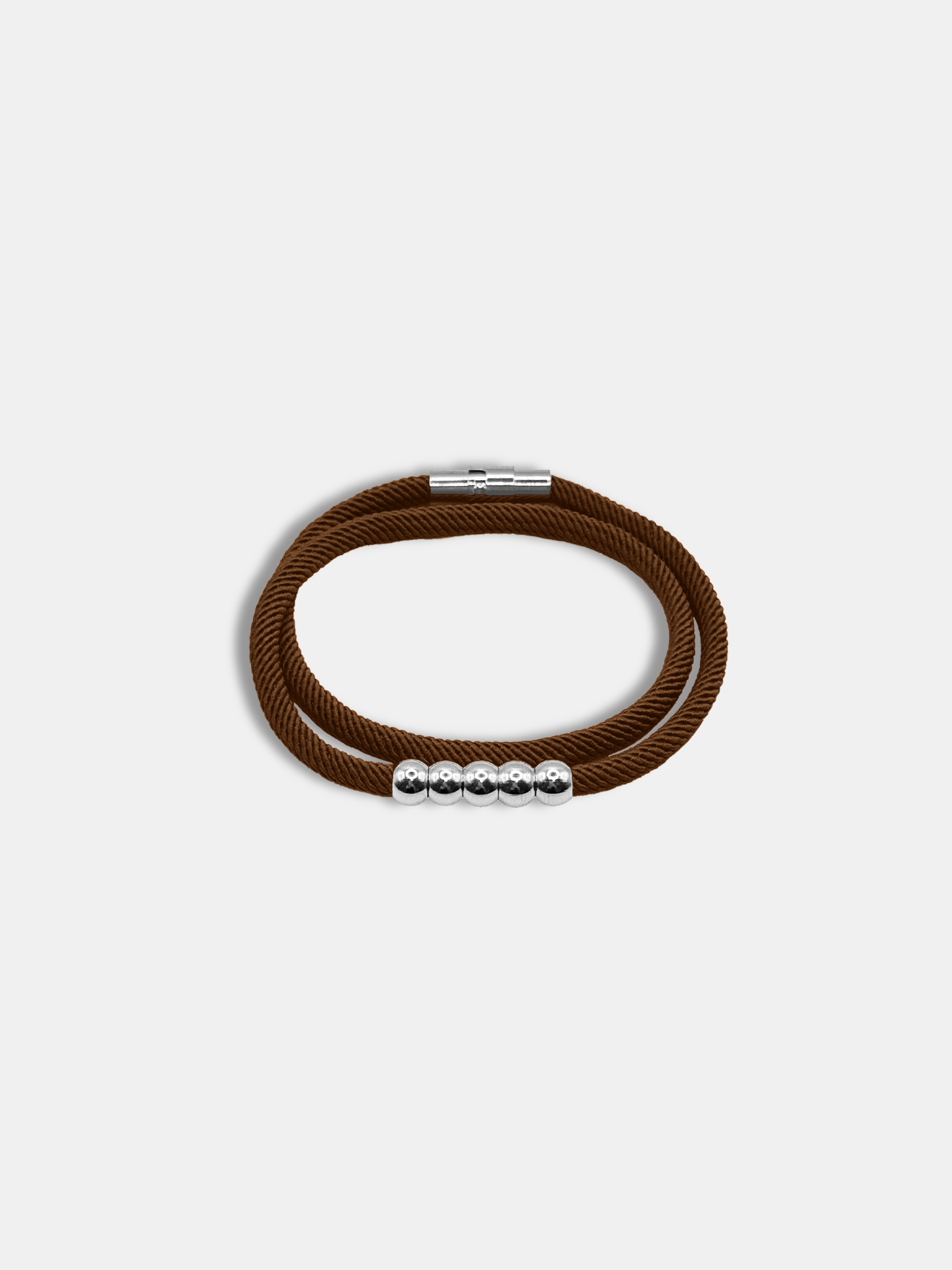 Détail du bracelet cordon Five Marron waterproof - Bijou artisanal AGALINO