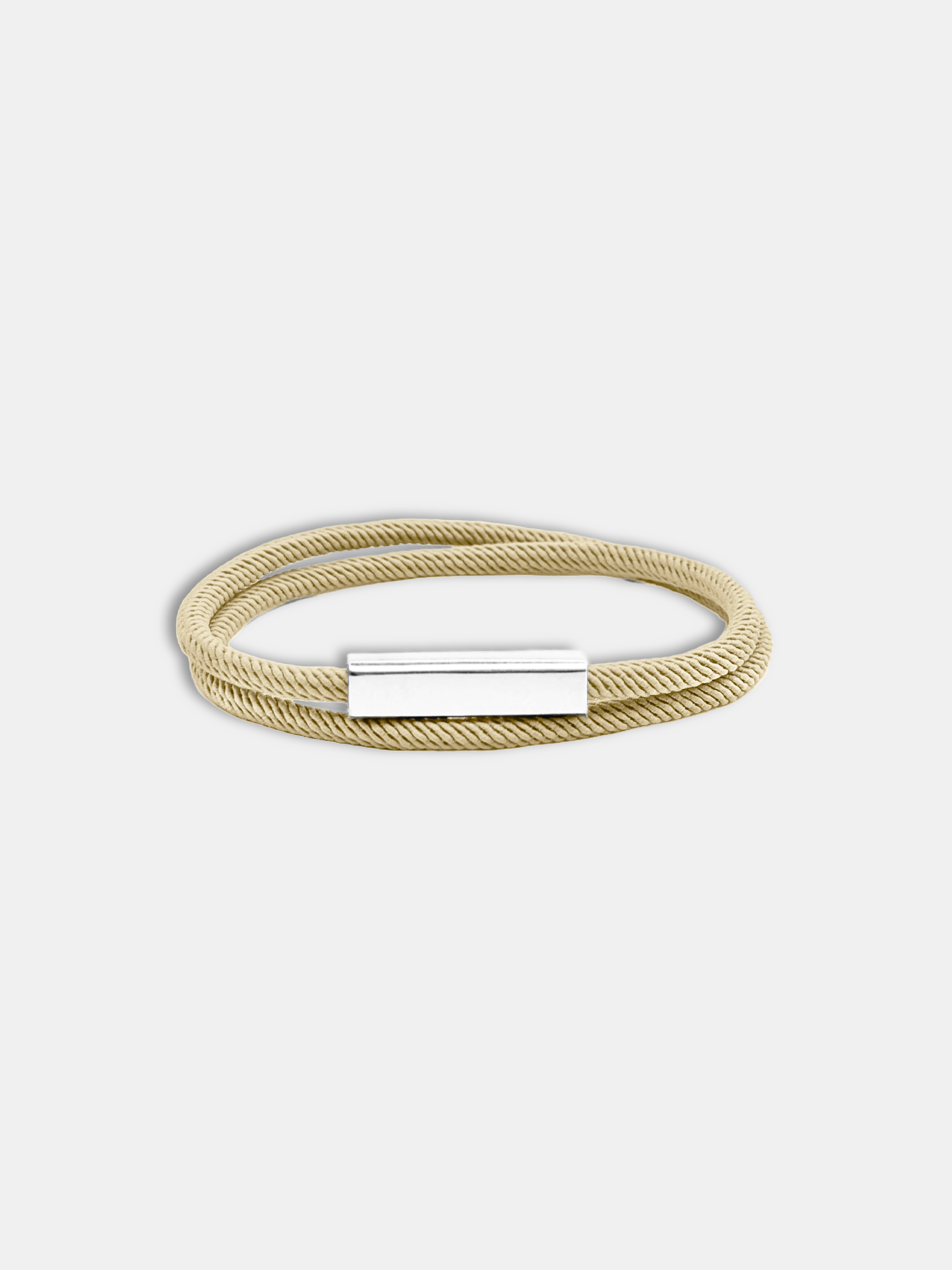 Détail du bracelet cordon Link Beige fermoir waterproof - Bijou assemblé main AGALINO