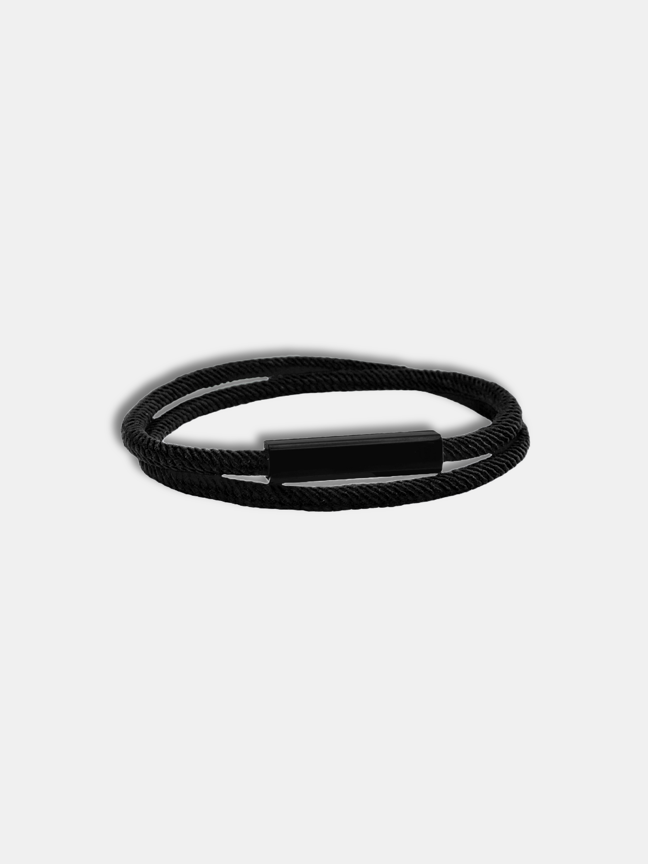 Détail du bracelet cordon Link Noir fermoir  noir Intense waterproof - Bijou artisanal AGALINO