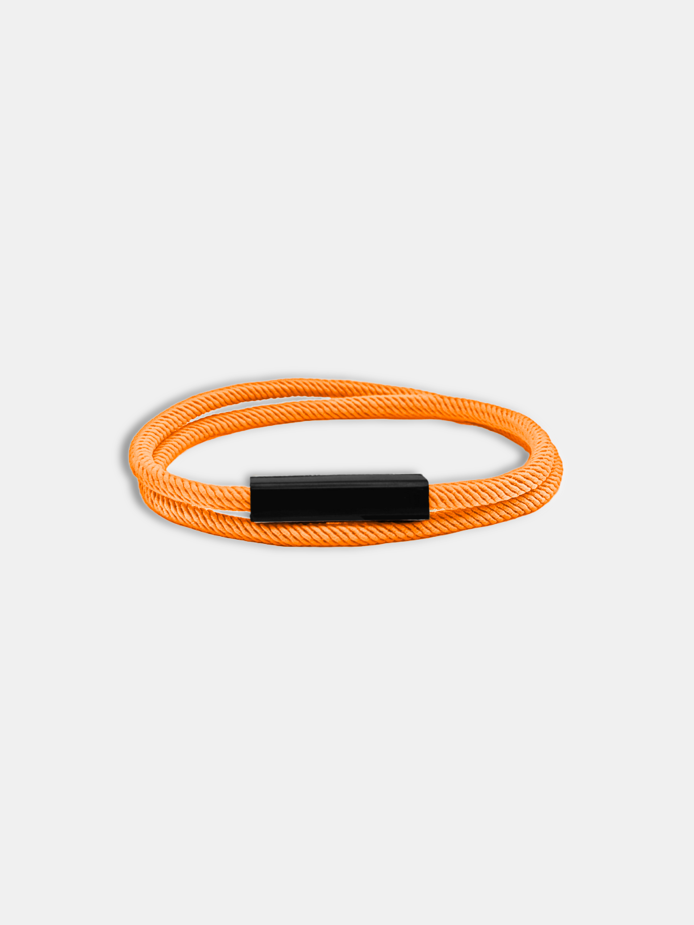 Détail du bracelet cordon Link Orange fermoir noir Intense waterproof - Bijou artisanal AGALINO
