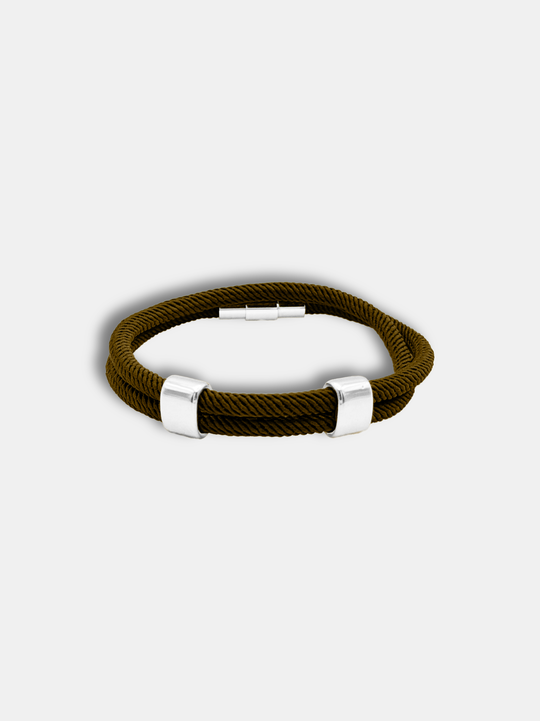 Détail du bracelet cordon Timeless Marron waterproof - Bijou artisanal AGALINO