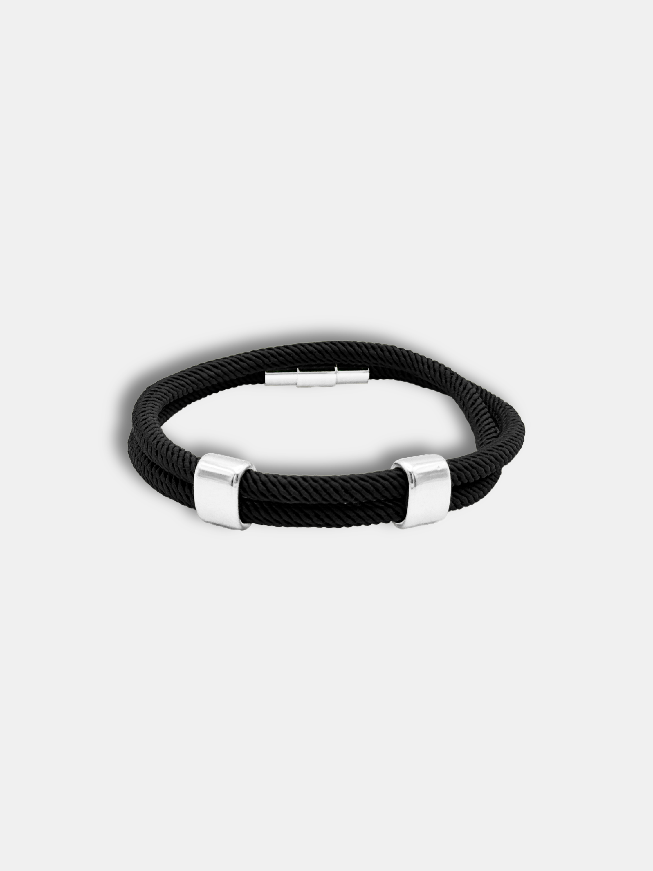 Détail du bracelet cordon Timeless Noir waterproof - Bijou artisanal AGALINO